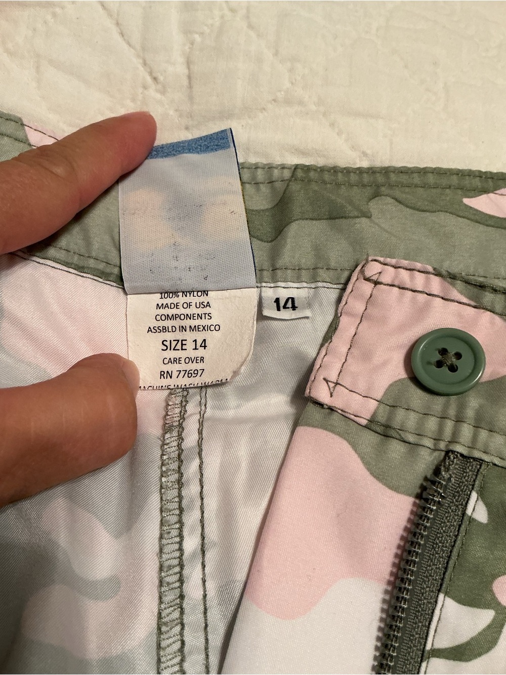 Guy Harvey Pink & Olive Green Camo Quick-Dry Shorts, Women’s 14 - Picture 4 of 11